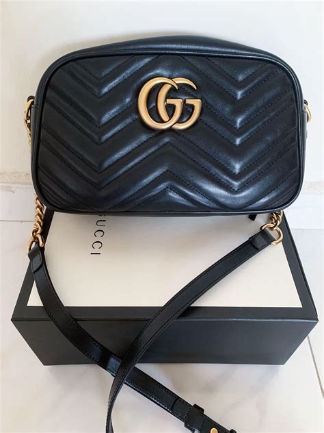 gucci sling bag price.